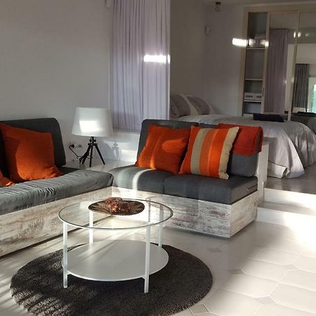 Casa Robert Y Nergiz Apartment Sitio de Calahonda Екстериор снимка