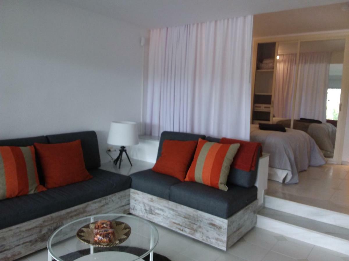 Casa Robert Y Nergiz Apartment Sitio de Calahonda Екстериор снимка